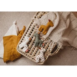 Kikadu Little Rattle Giraffe Olive