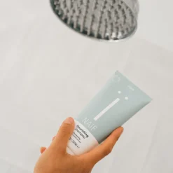 Naif Nourishing Shampoo