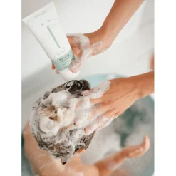 Naif Nourishing Shampoo Baby & Kids