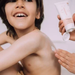Naif Sunscreen Spf50 Baby & Kids
