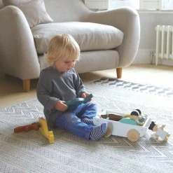 Tender Leaf Toys Vriendschapsboot